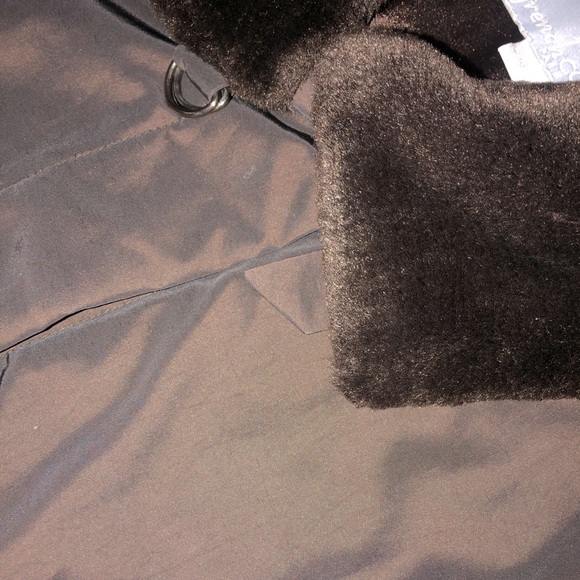 VINTAGE Frenchcoat Paris Iridescent with Faux Fur Collar Coat - Picture 6 of 12